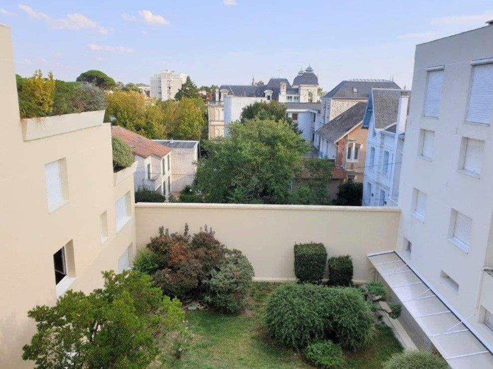 Royan - Studio Lumineux Au Calme - 30M De La Plage - Quartier Du Parc Ngoại thất bức ảnh